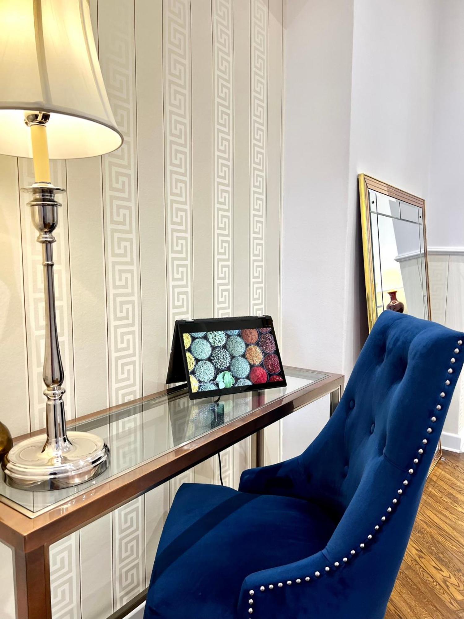 Luxury Apartments Mondrian Market Square III 바르샤바 객실 사진
